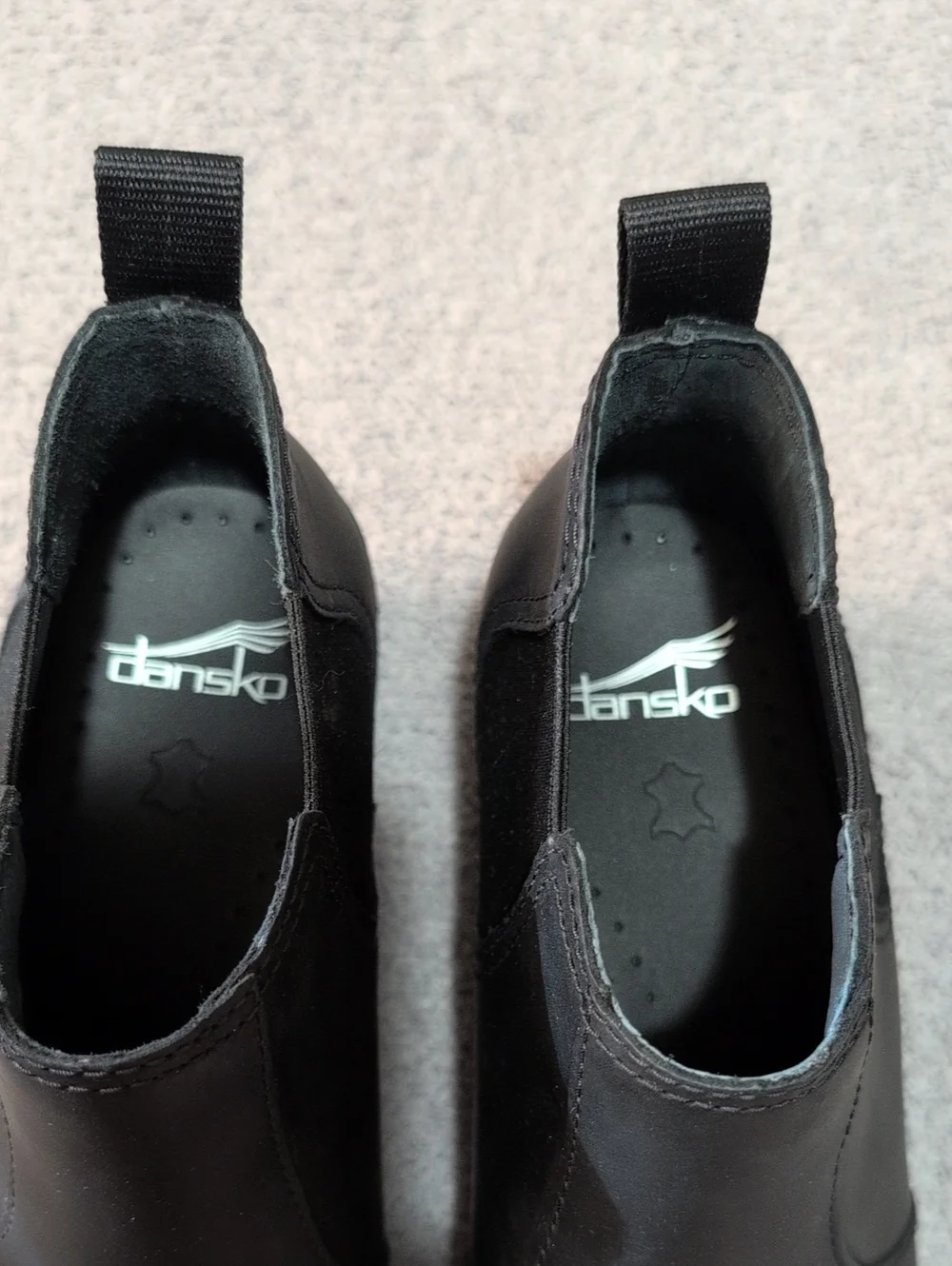 NWOT Dansko Black Frankie Chelsea-Style Ankle Booties Size 37